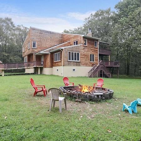Relax In Blakeslee - Spacious 5Br Home With Bbq Exteriör bild