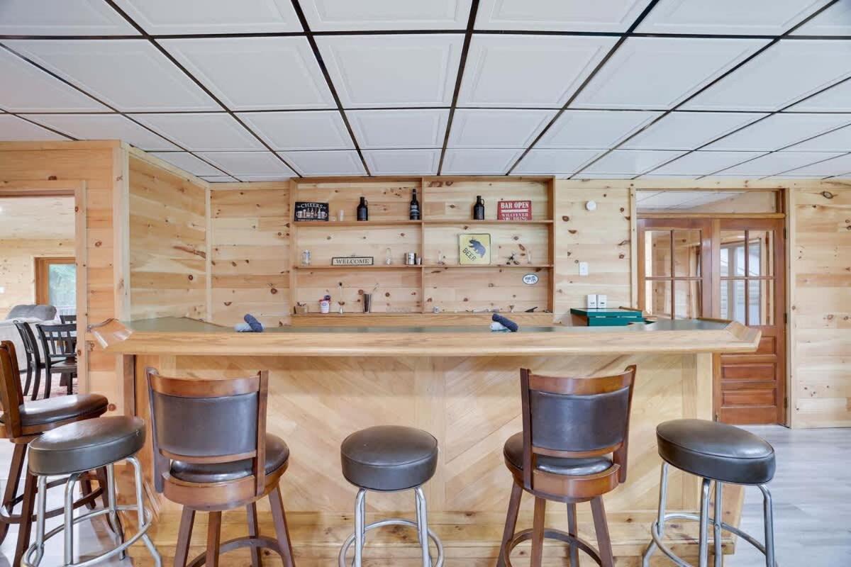 Relax In Blakeslee - Spacious 5Br Home With Bbq Exteriör bild