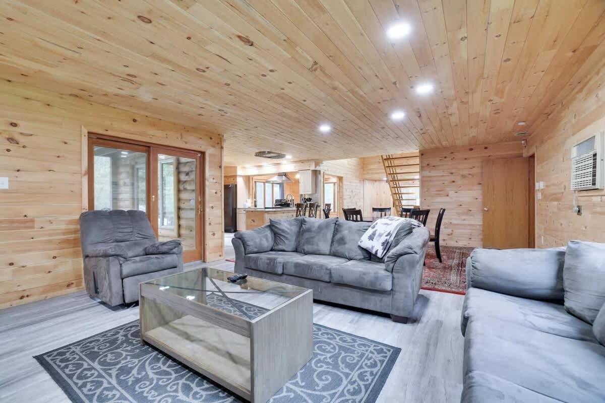 Relax In Blakeslee - Spacious 5Br Home With Bbq Exteriör bild