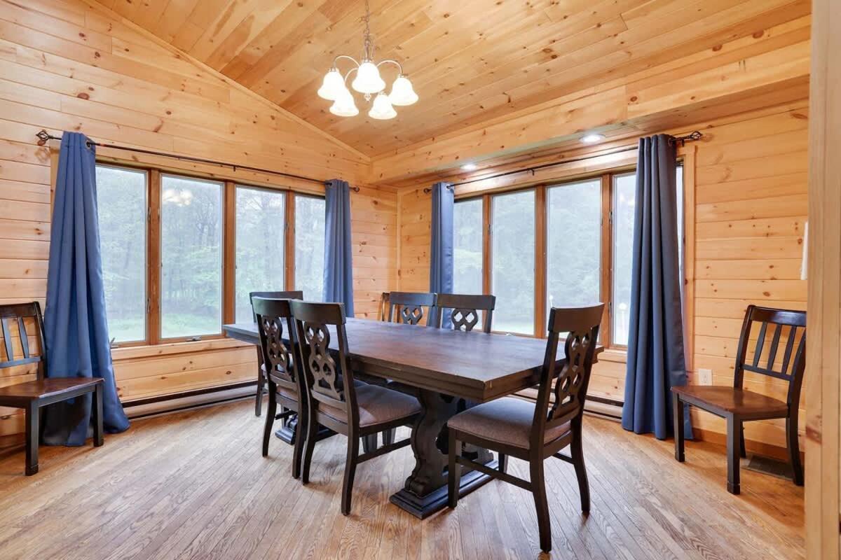 Relax In Blakeslee - Spacious 5Br Home With Bbq Exteriör bild